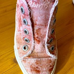 Blowfish tennis shoes